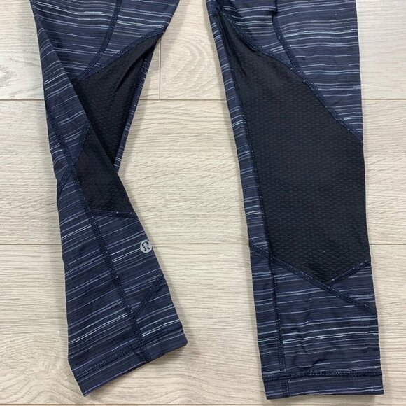 Lululemon Pace Rival Run Crop Leggings Cyber Stripe Naval Blue Black - Picture 8 of 16